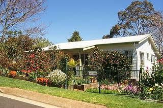 3 Esther St, Mount Lofty, QLD 4350