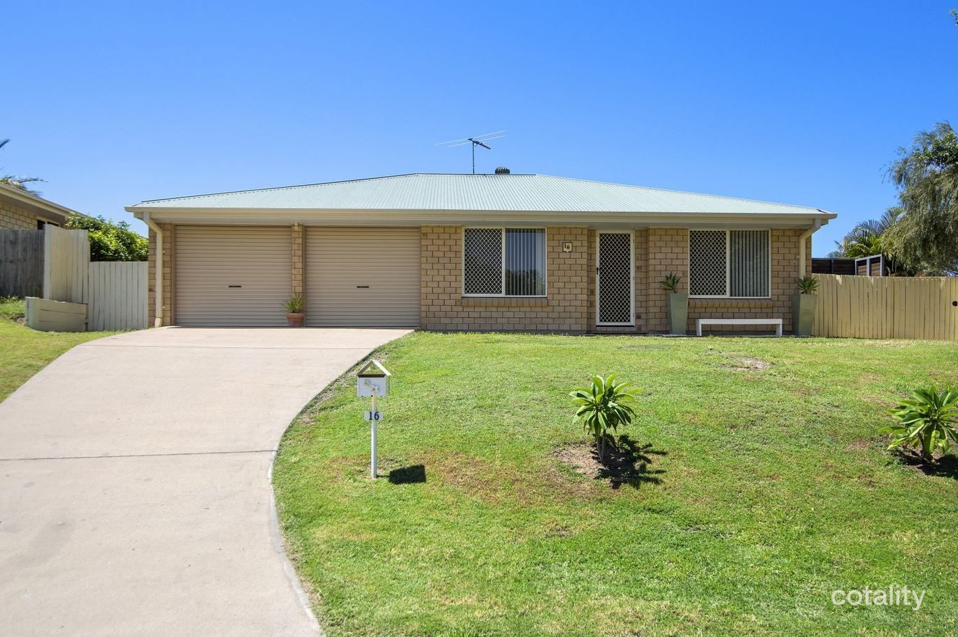 16 Des Arts Pl, Wulkuraka, QLD 4305