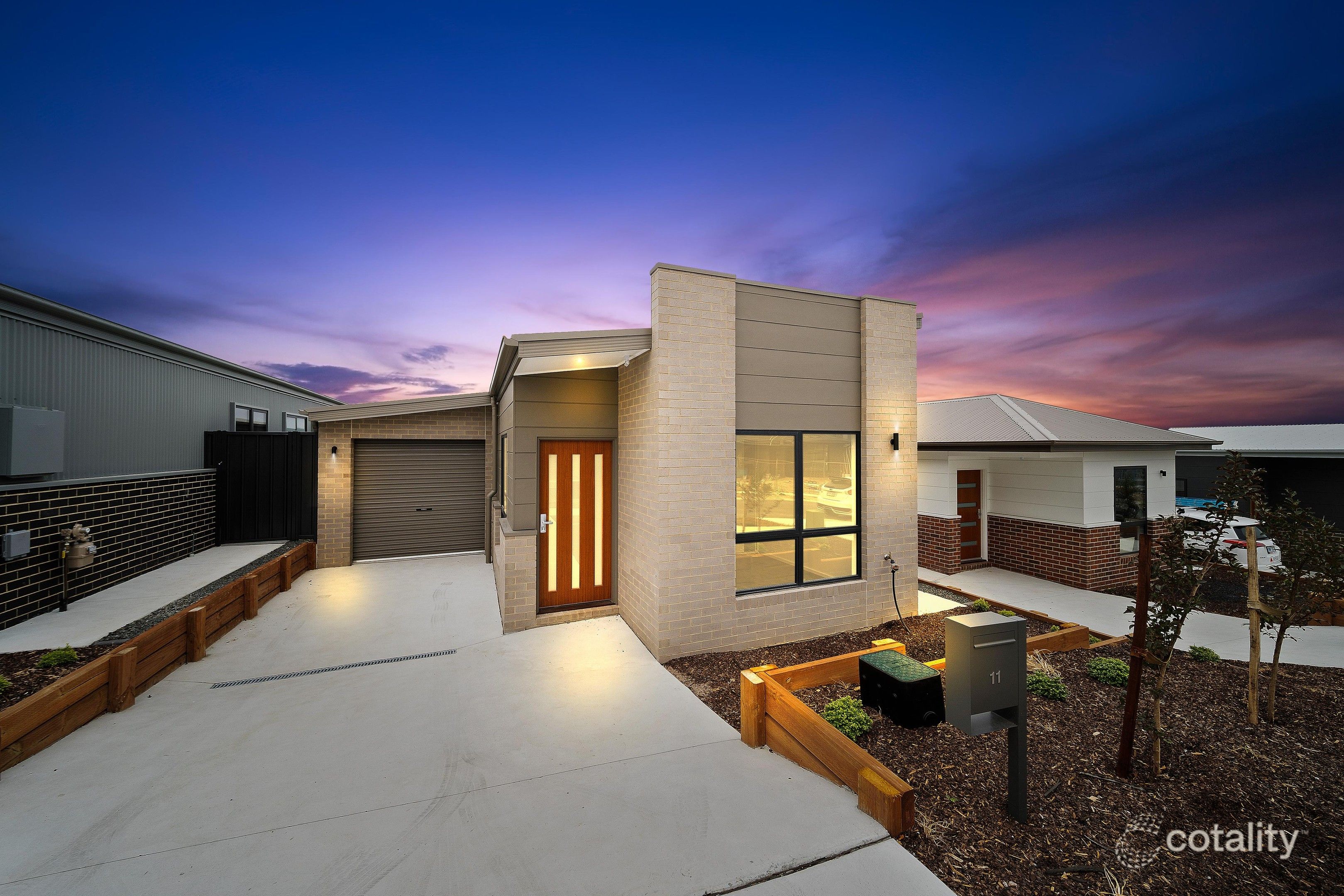 11 Violet Tce, Tralee, NSW 2620