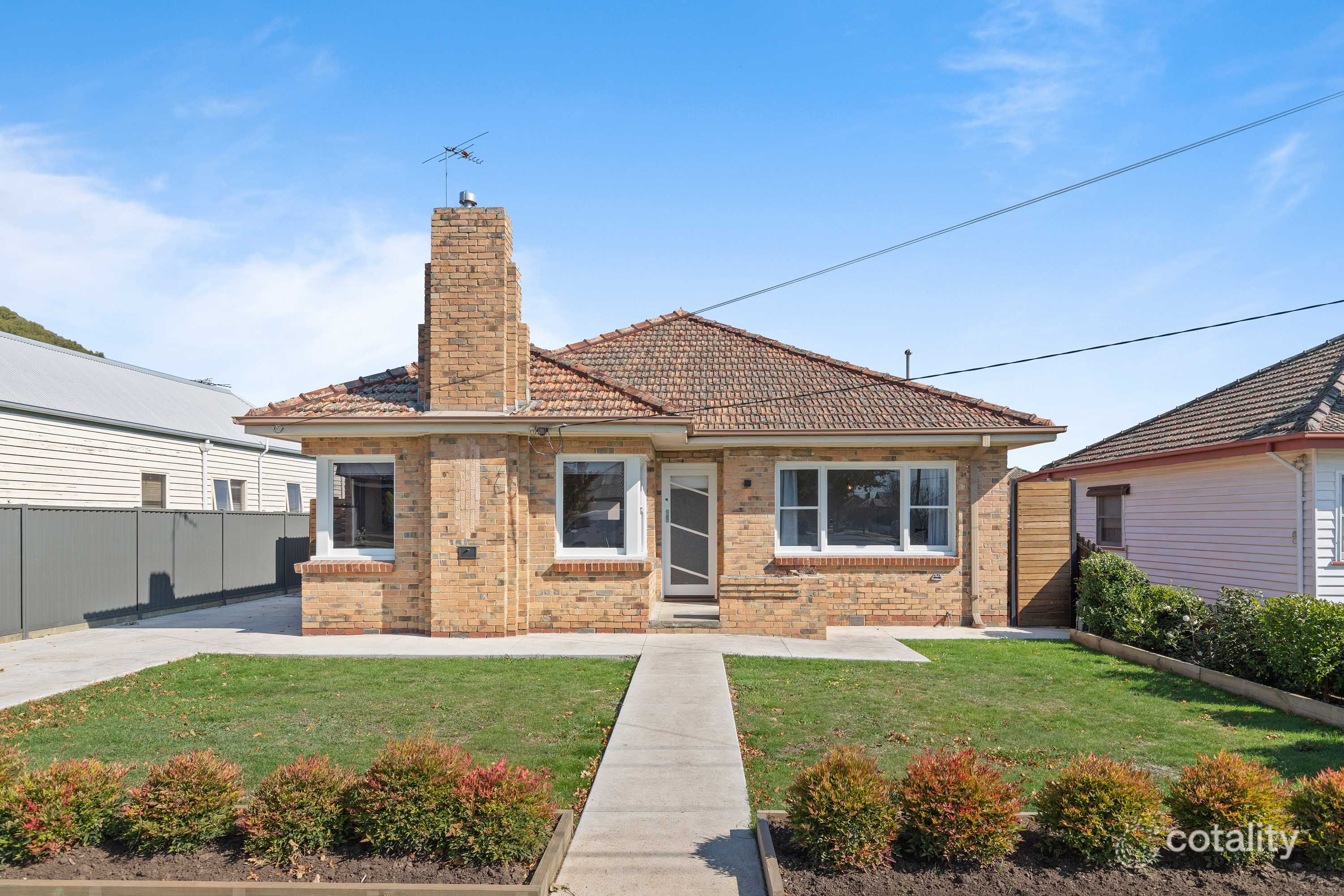 211 Dowling St, Wendouree, VIC 3355