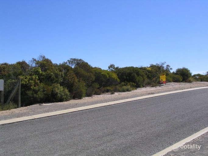 7 Currawong Ct, Marion Bay, SA 5575