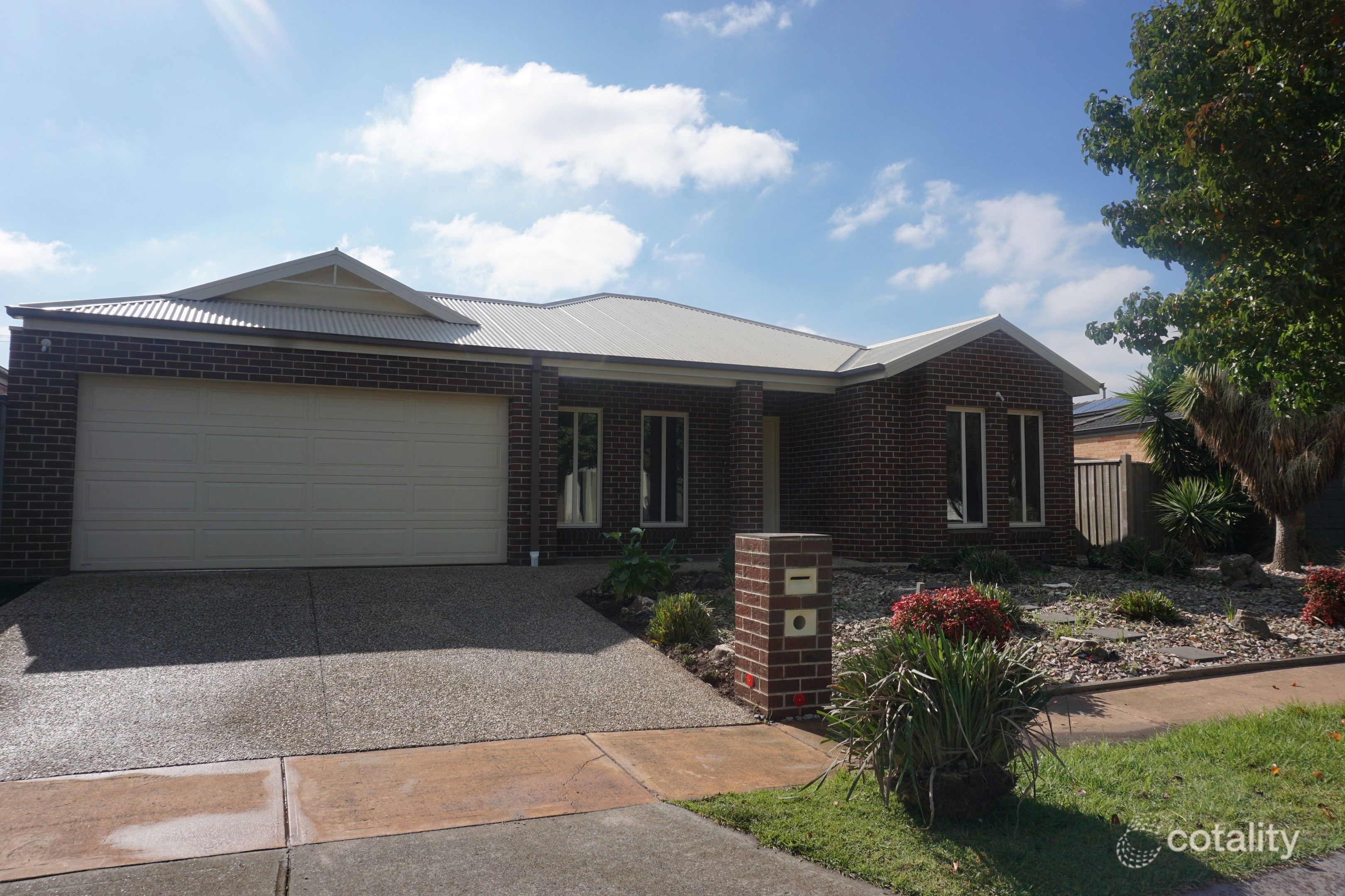 40 Fantail Cres, Williams Landing, VIC 3027