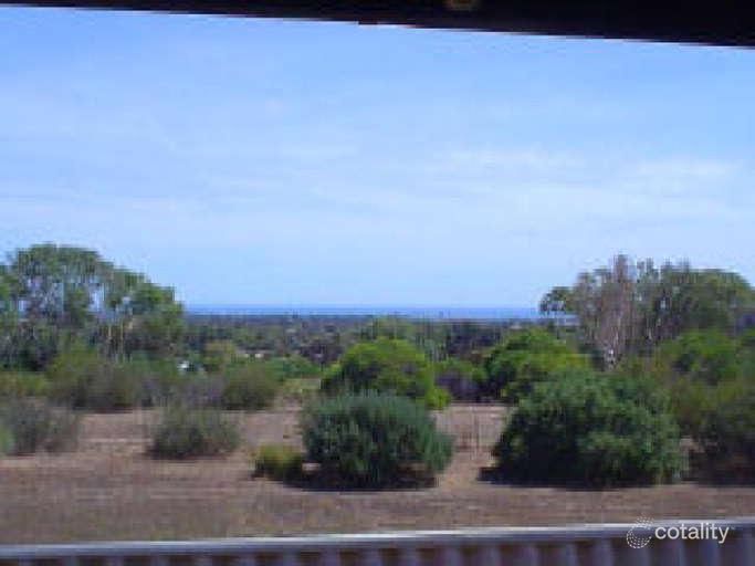 16 Webber Rd, Moresby, WA 6530