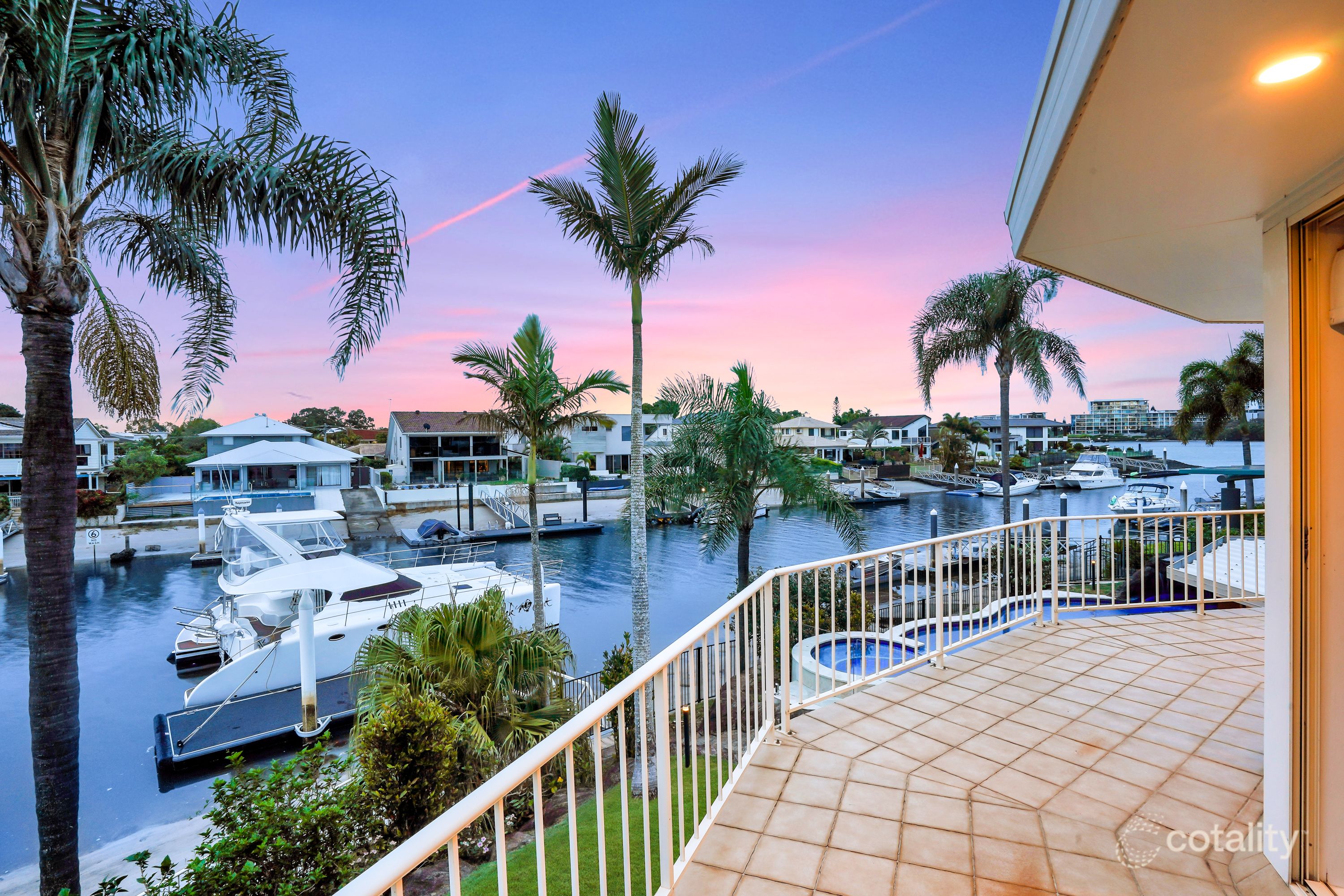 13 Abel Tasman Pl, Hollywell, QLD 4216