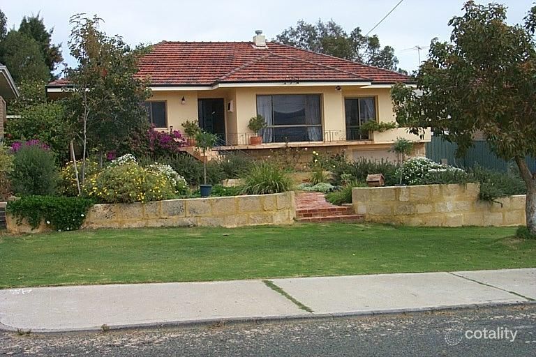 9 Habgood St, East Fremantle, WA 6158