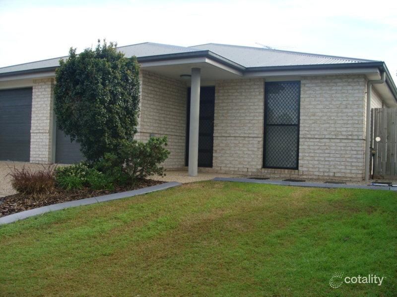 2/16 Adonis Ct, Rothwell, QLD 4022