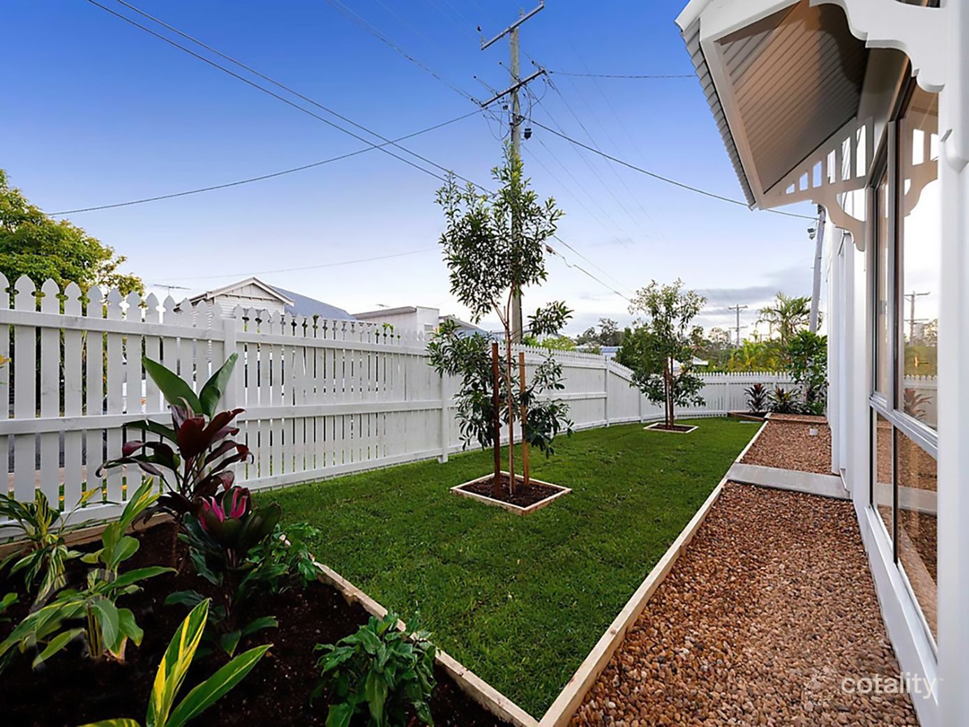 1 Howard St, Morningside, QLD 4170