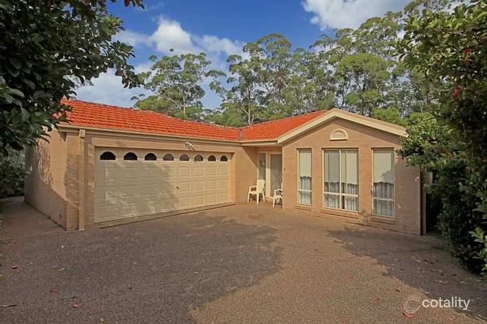 9 Combe Dr, Mollymook Beach, NSW 2539