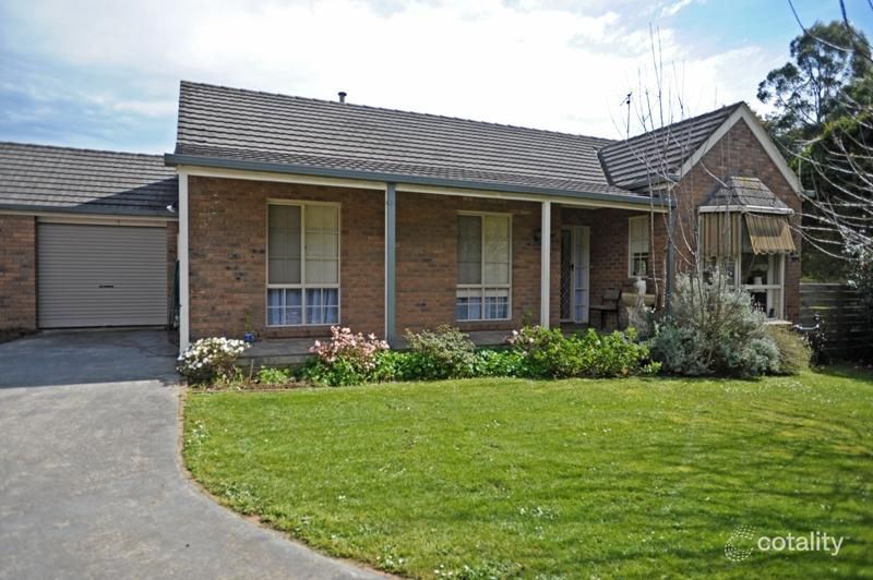 3/3 Hibiscus Ct, Warragul, VIC 3820