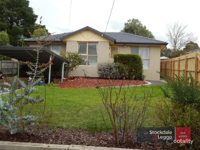 18 Sheldon Ave, Mooroolbark, VIC 3138