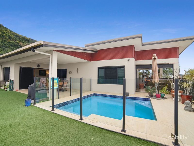126 Mcfarlane Dr, Kanimbla, QLD 4870