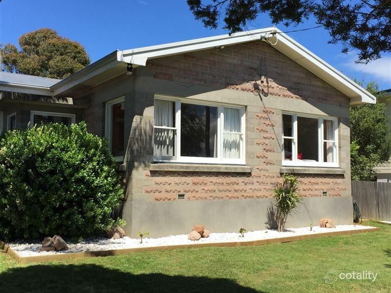 87 David St, East Devonport, TAS 7310