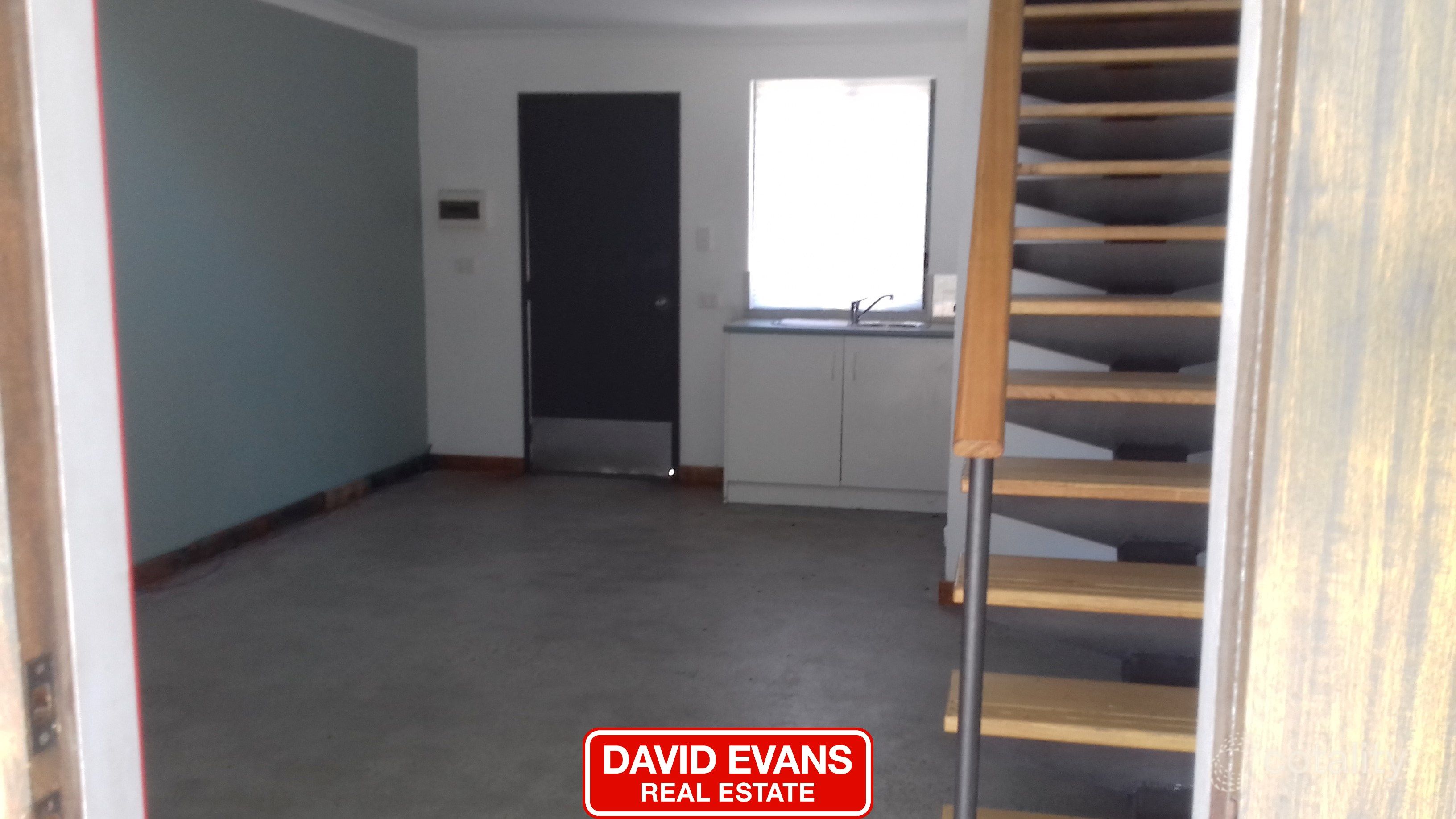 6/8 Day Rd, East Rockingham, WA 6168