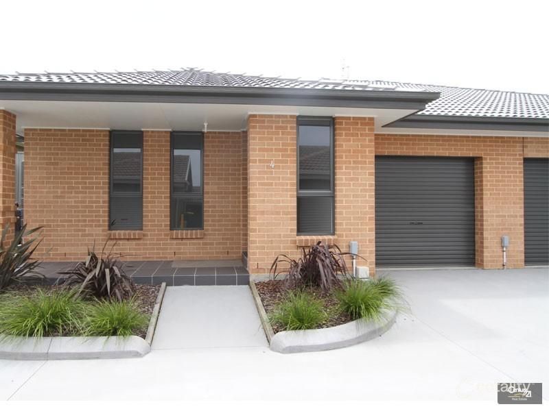 4/8 Merrivale Rd, Mount Hutton, NSW 2290