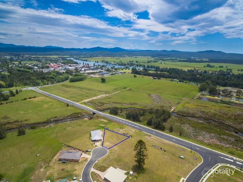 12 Dr King Cl, Moruya, NSW 2537