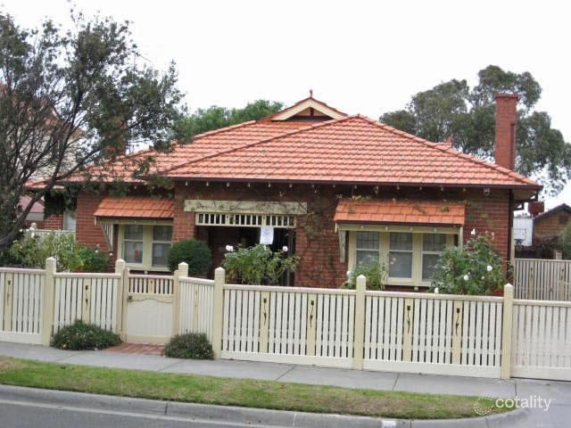6 Elder Pde, Essendon, VIC 3040