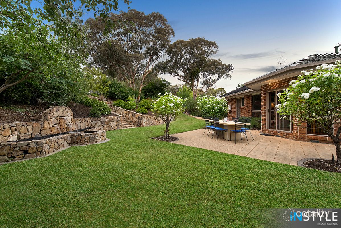 43 Halloran Dr, Jerrabomberra, NSW 2619