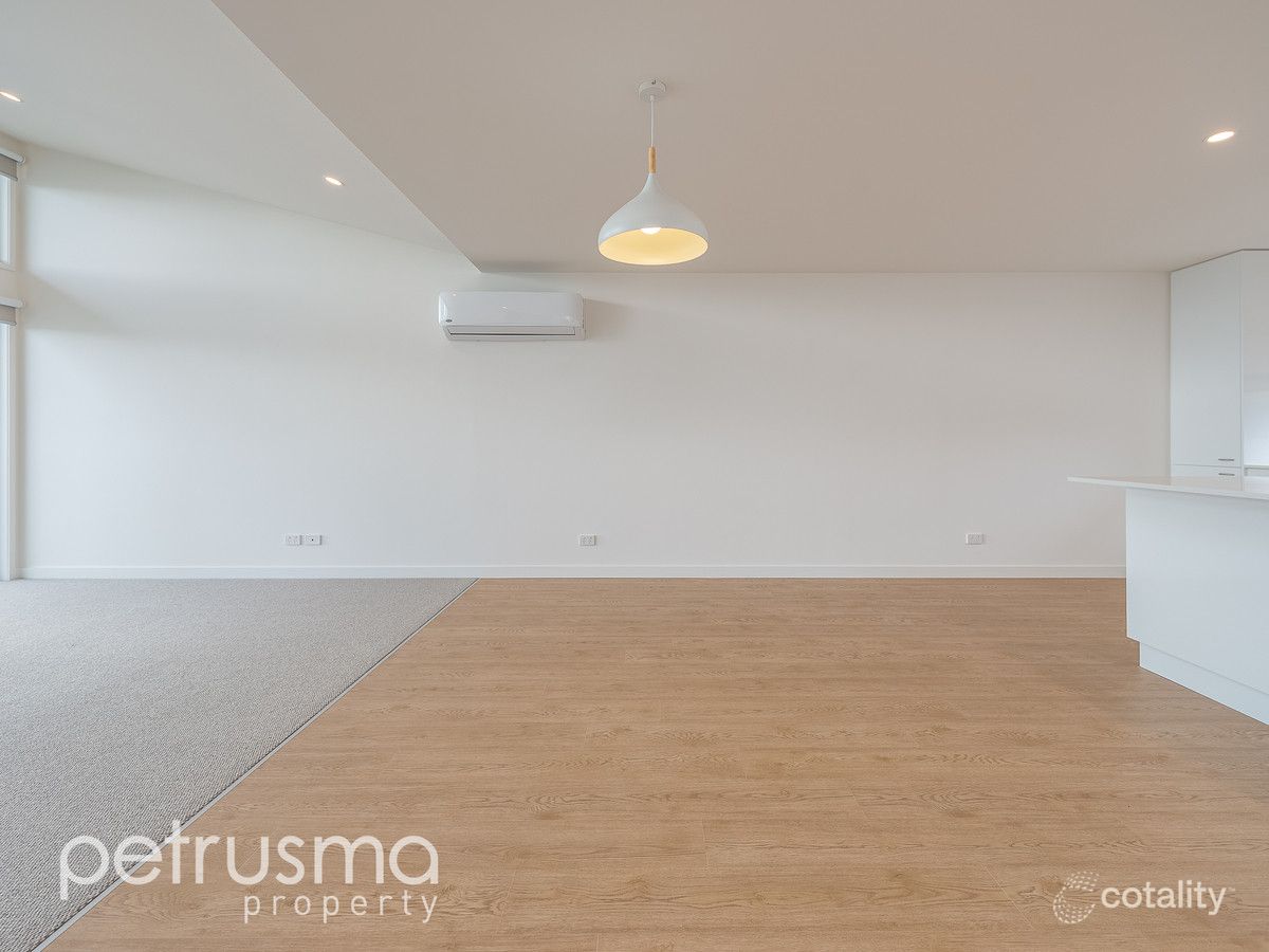 53/1b Bournville Cres, Claremont, TAS 7011