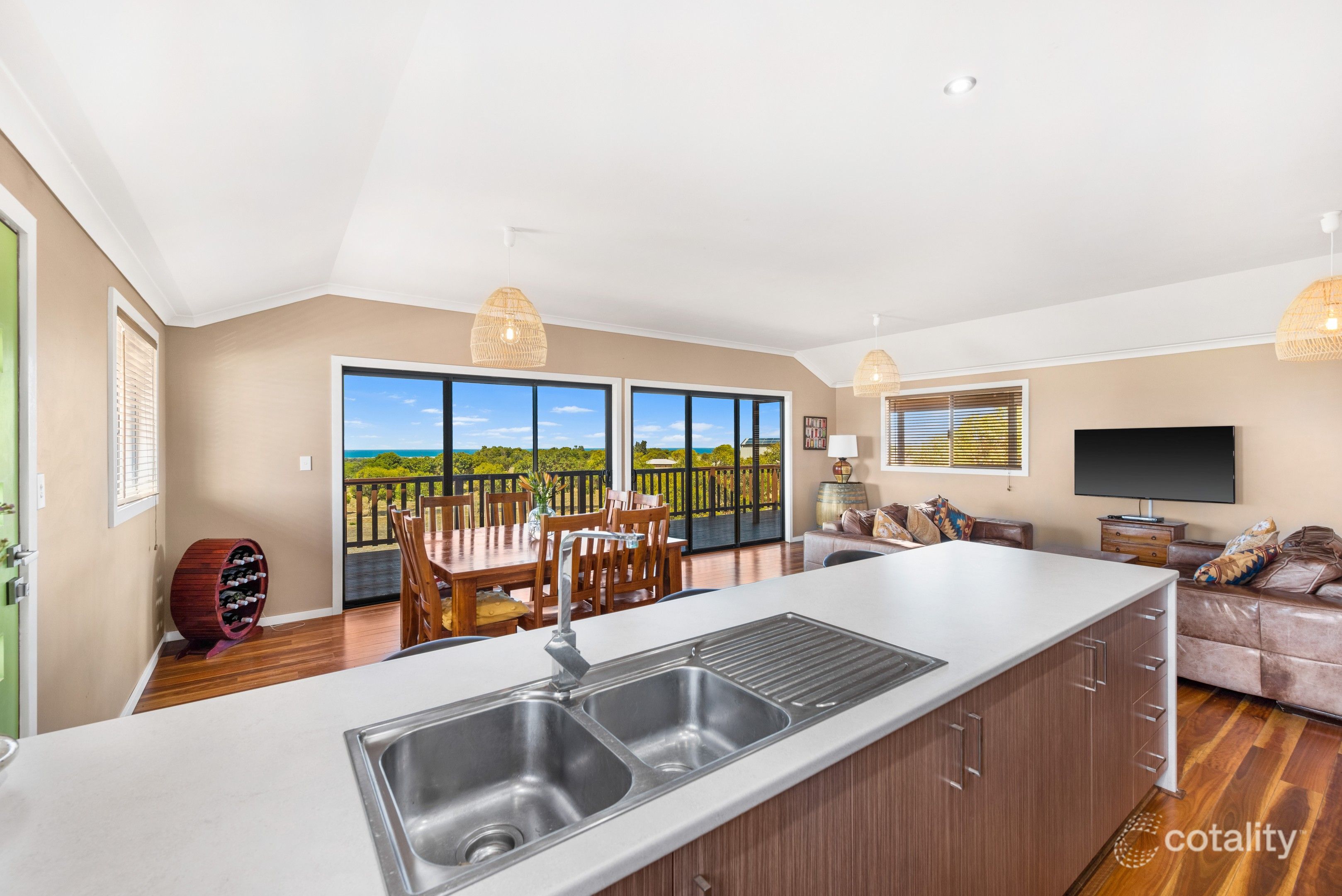 60 Cargeeg Bend, White Peak, WA 6532