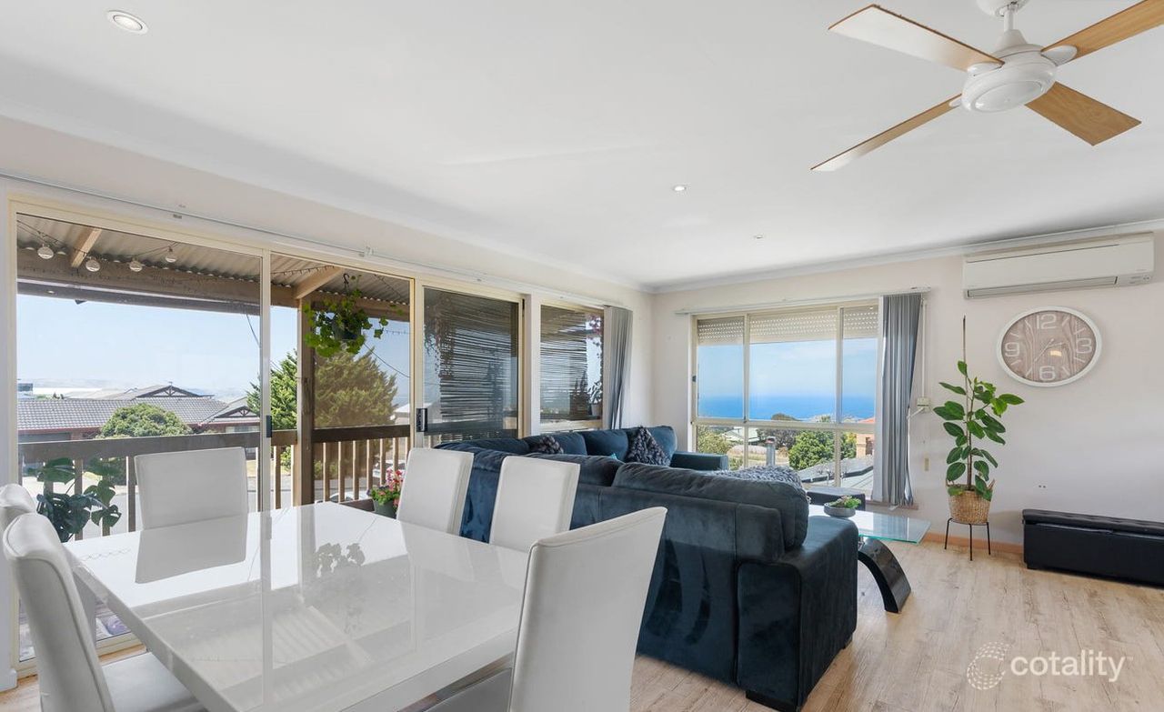 105 Battye Rd, Encounter Bay, SA 5211
