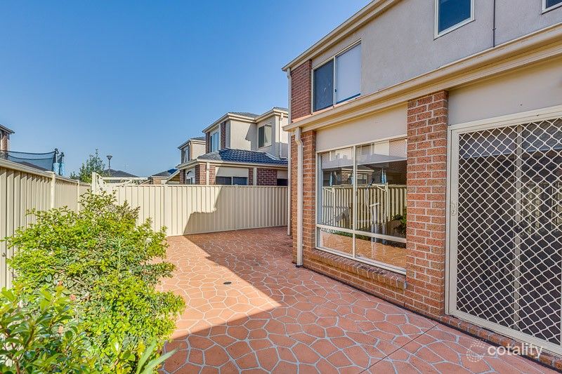 18 David Cct, Hillside, VIC 3037