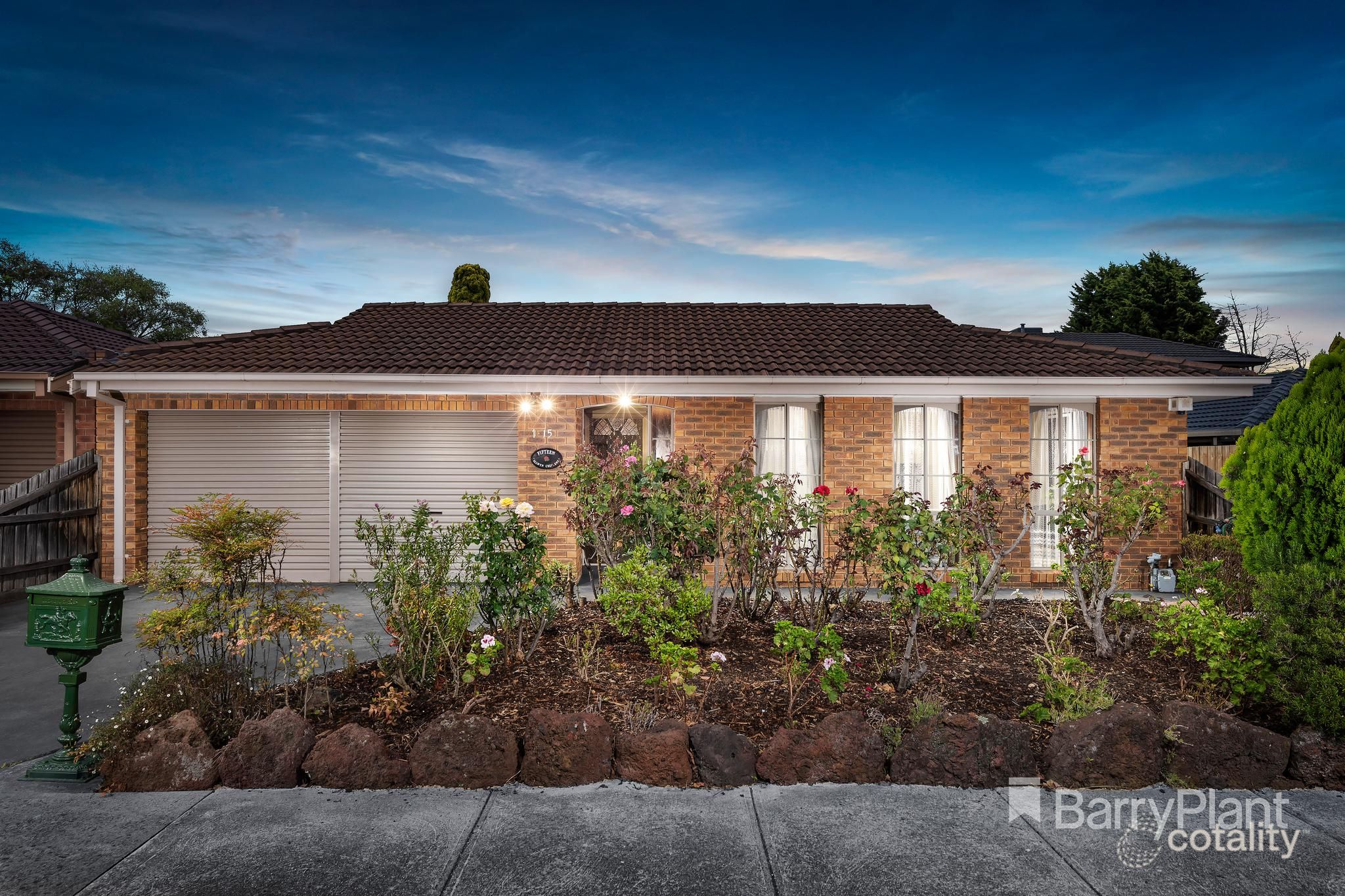 1/15 Allwyn Cres, Mill Park, VIC 3082