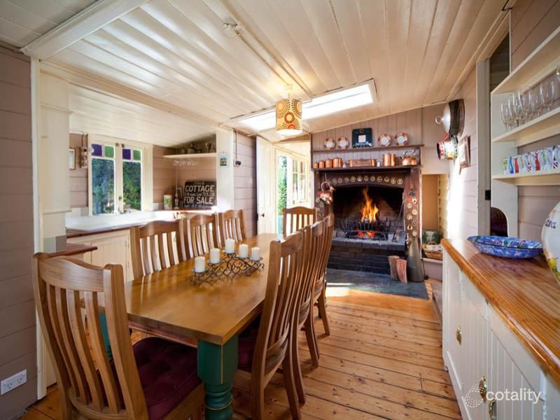 196-198 Hat Hill Rd, Blackheath, NSW 2785