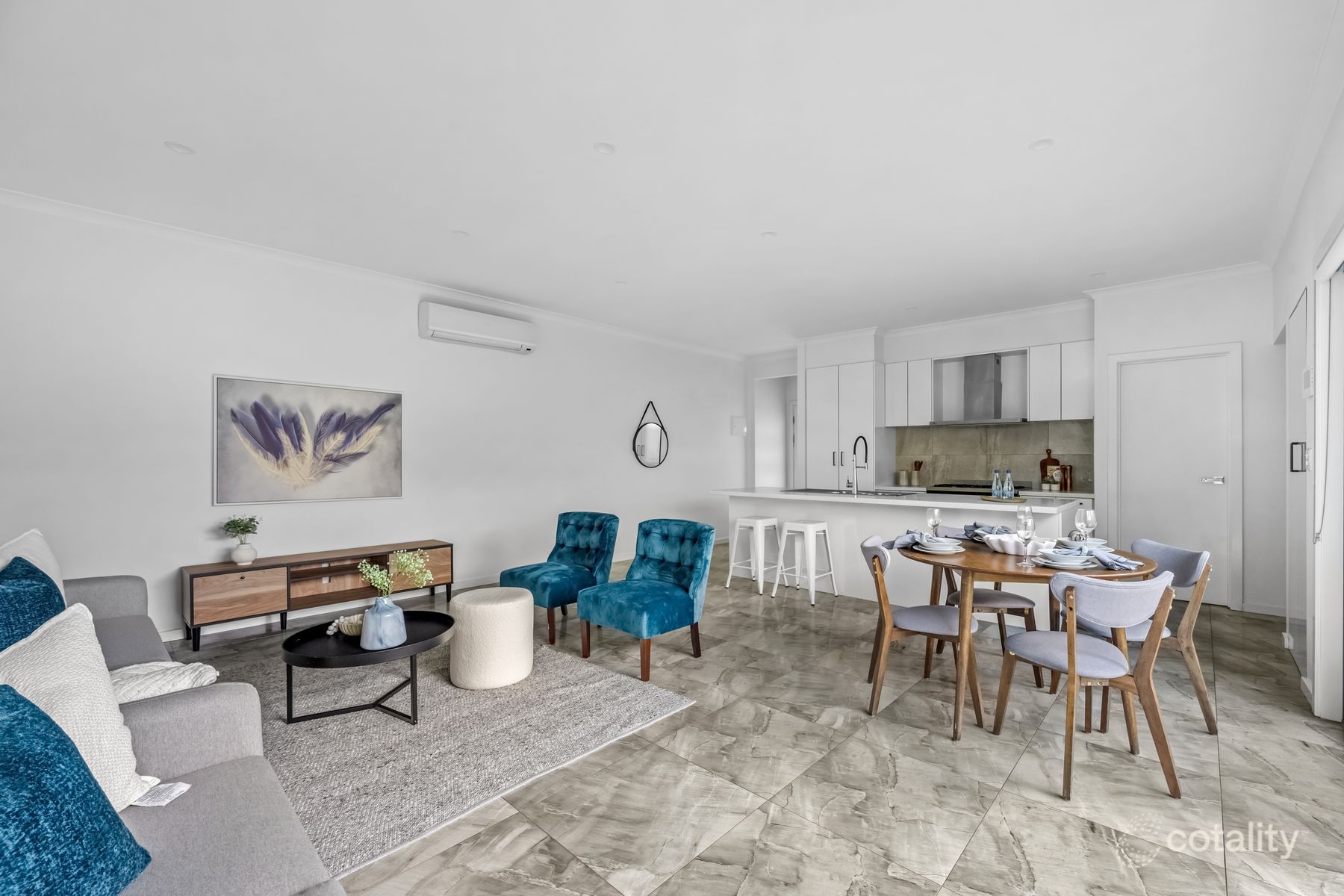 2/68 Mackellar Dr, Roxburgh Park, VIC 3064