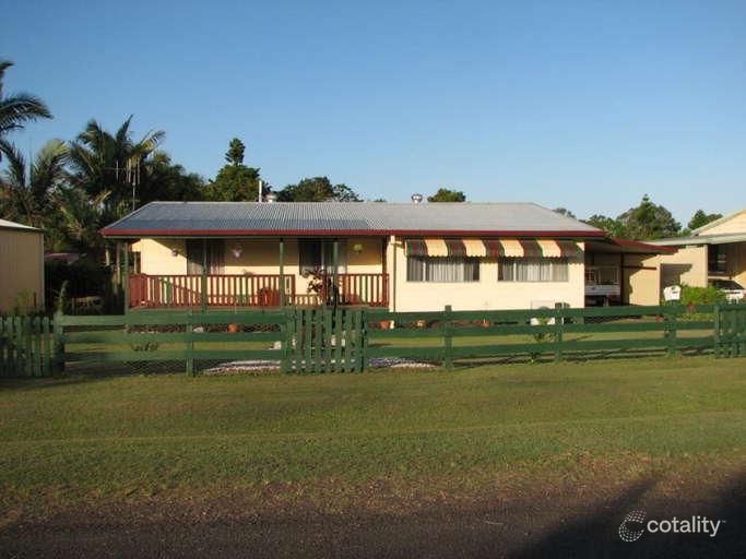 11 Charles St, Howard, QLD 4659