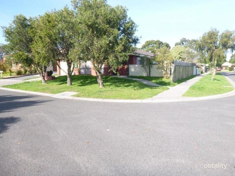 169 Courtenay Ave, Cranbourne North, VIC 3977
