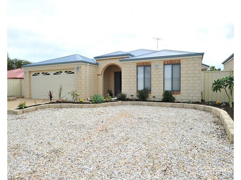 33 Cunderdin Loop, Dawesville, WA 6211