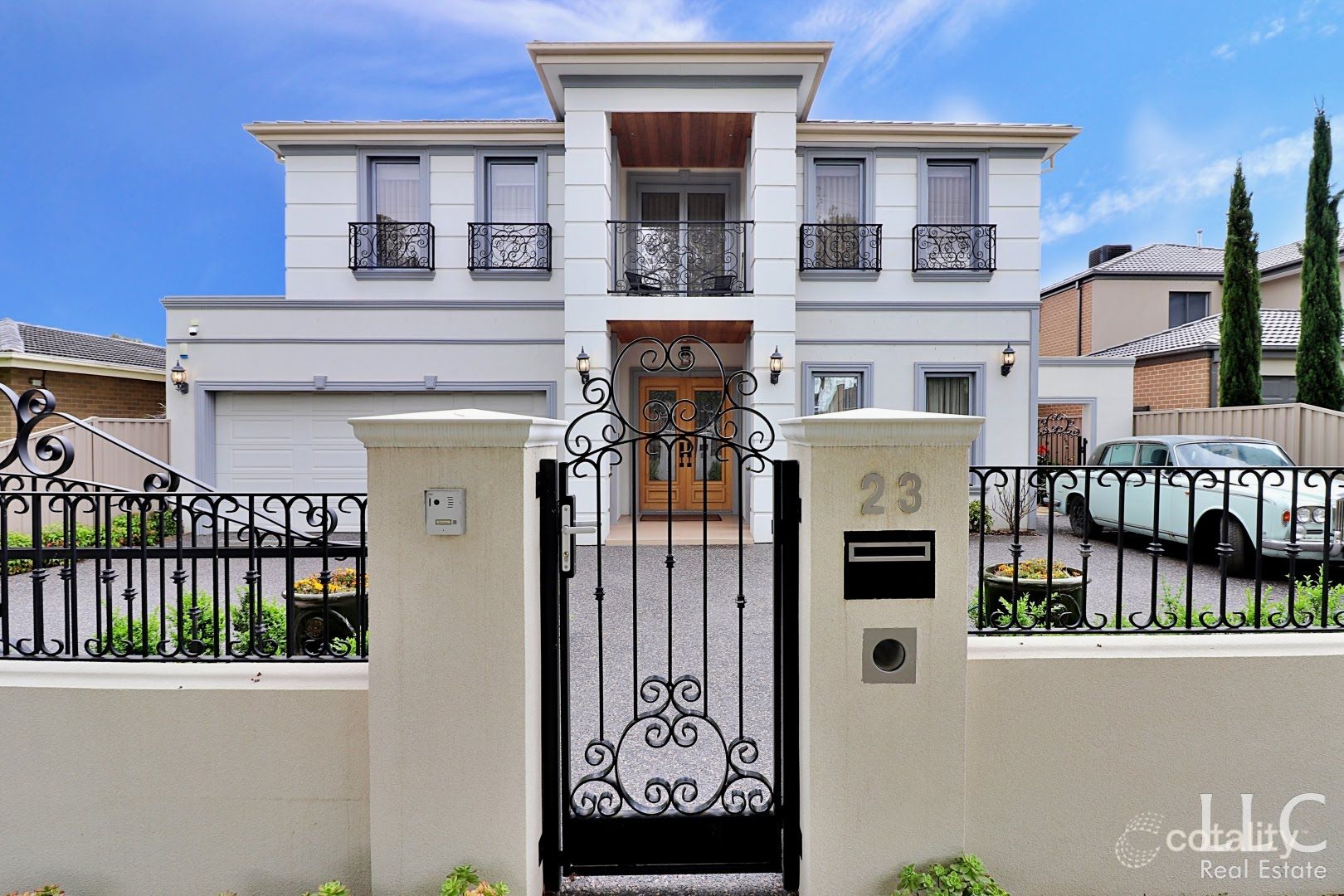 23 Johnson Dr, Glen Waverley, VIC 3150