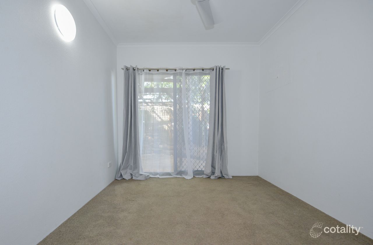 2/1 Blake St, The Gardens, NT 0820
