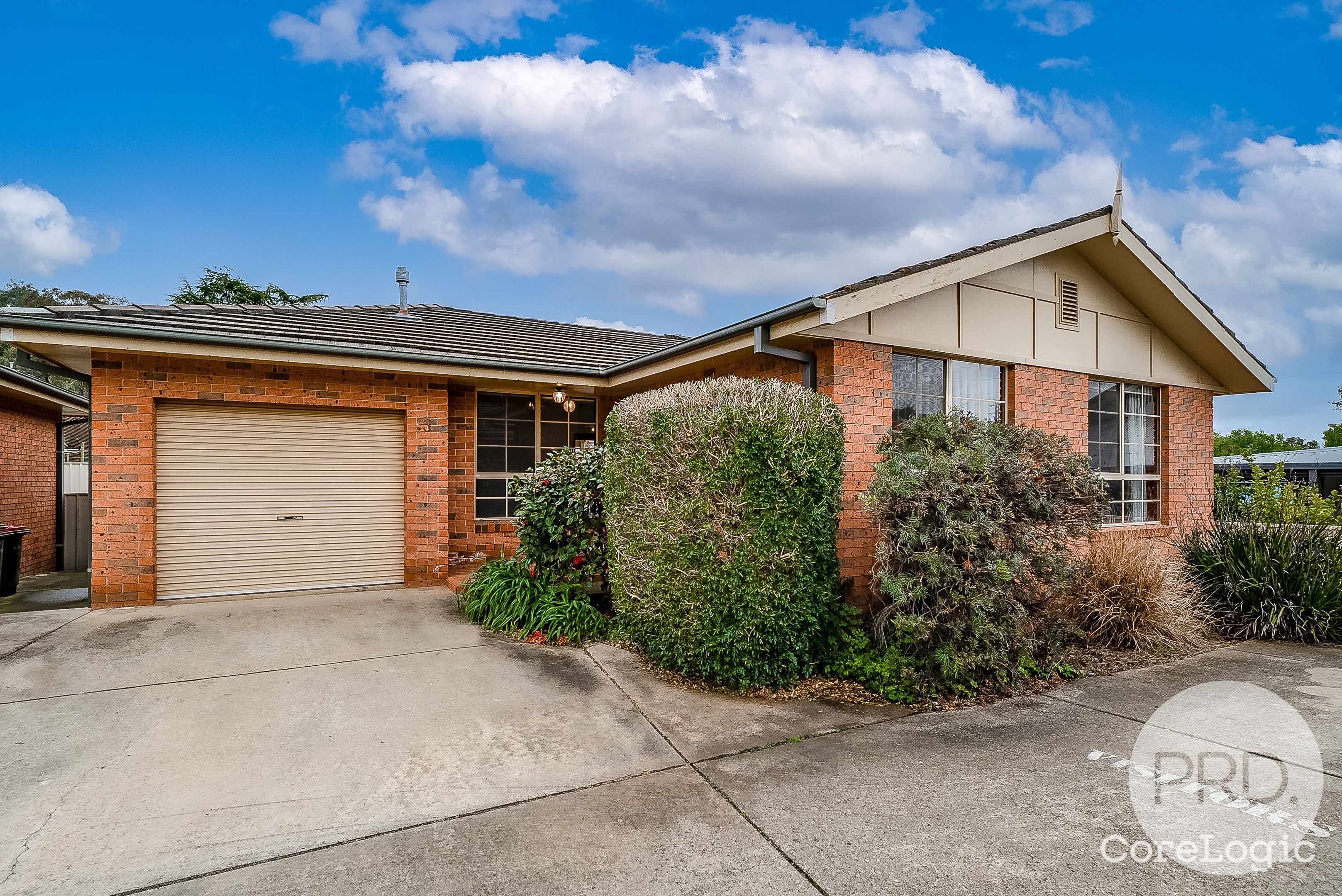 3/8 Kenneally St, Kooringal, NSW 2650