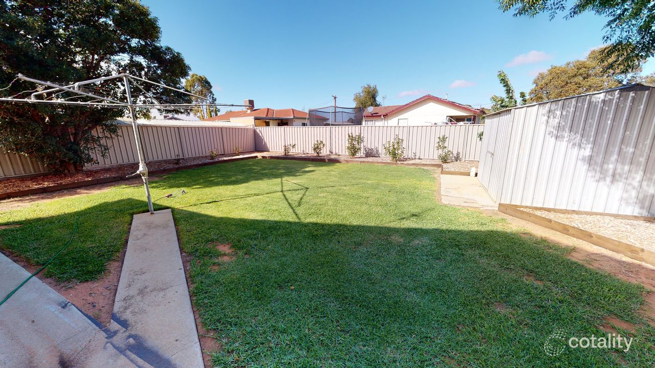 10 Harrison Cres, Swan Hill, VIC 3585