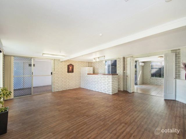 6 Ives St, Kirwan, QLD 4817