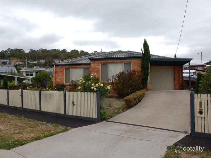 21 Milford St, Lindisfarne, TAS 7015