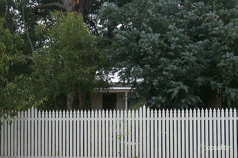 4 Parke Rd, Gooseberry Hill, WA 6076