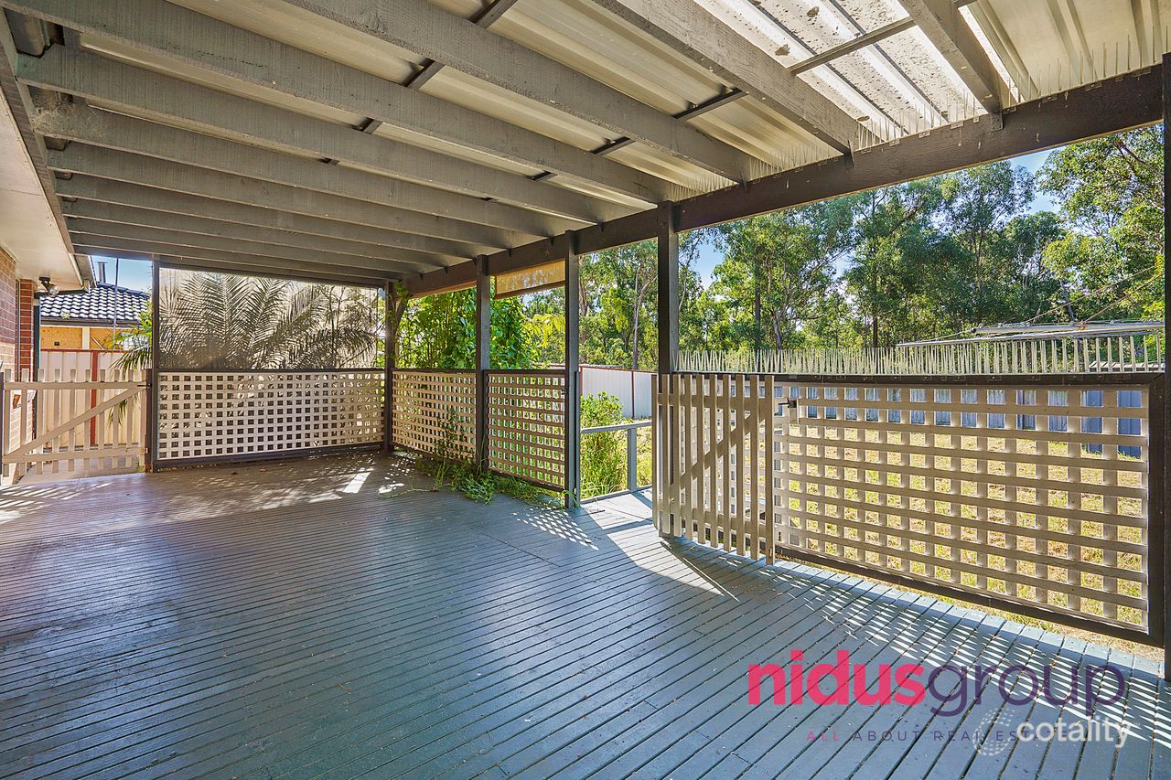 33 Colebee Cres, Hassall Grove, NSW 2761