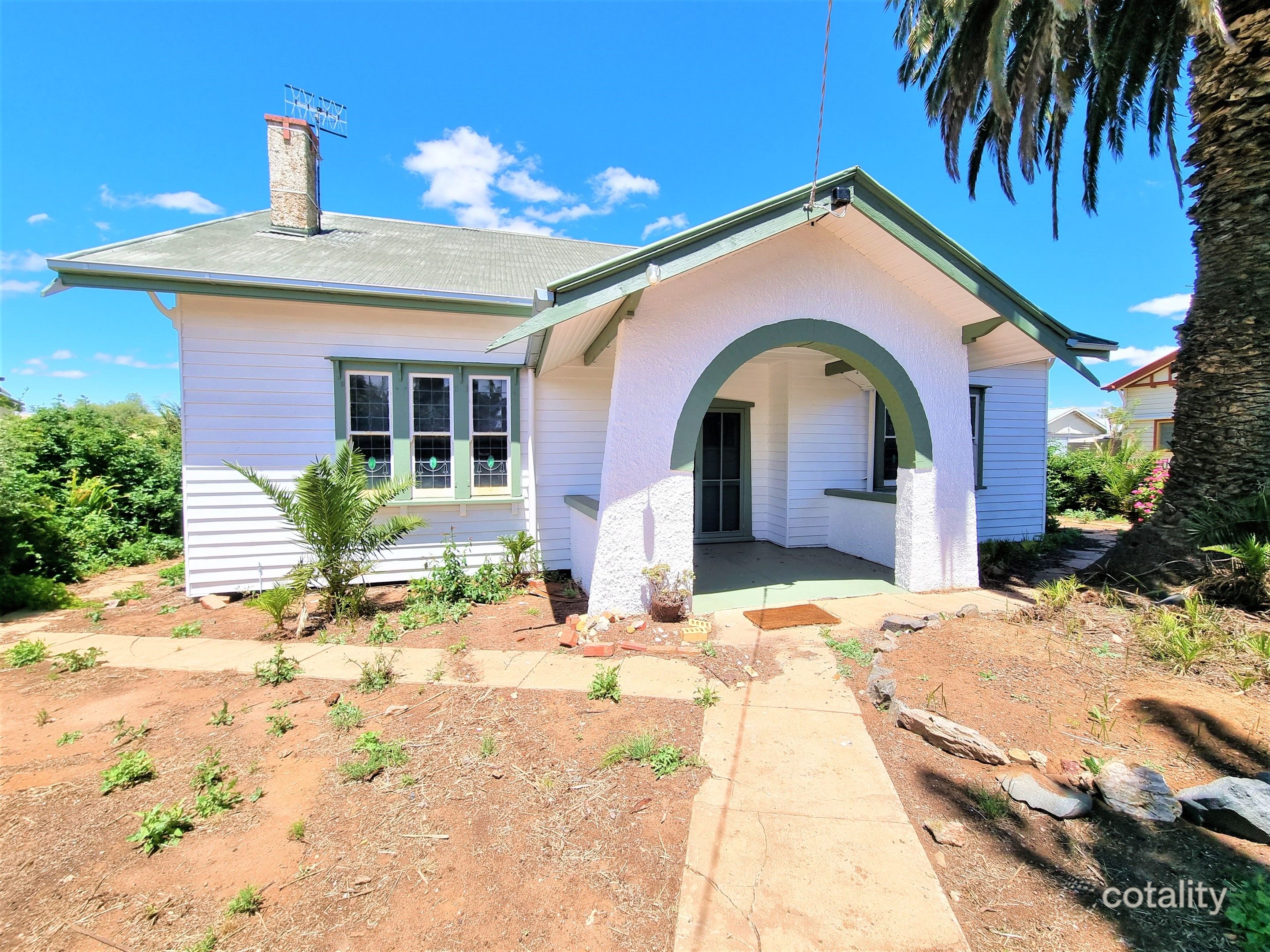 11 Peel St, Charlton, VIC 3525