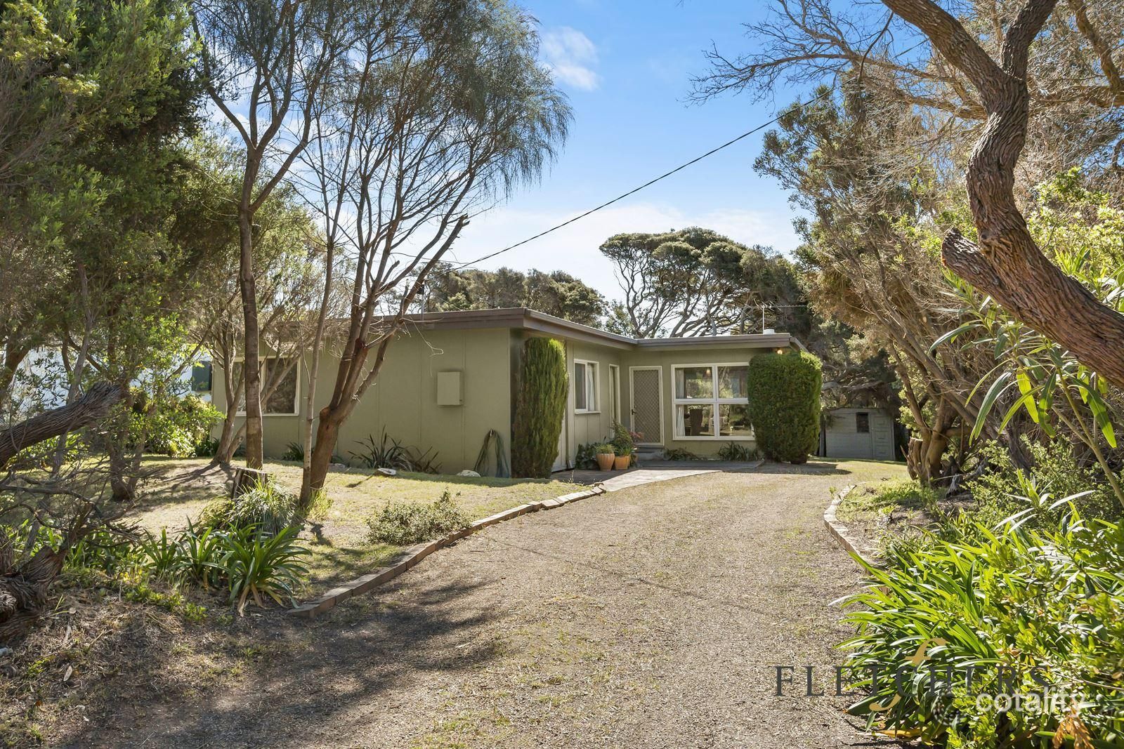 18 Hilltop Ave, Blairgowrie, VIC 3942