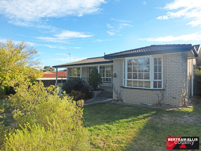 17 Mcgivern Cres, Kambah, ACT 2902