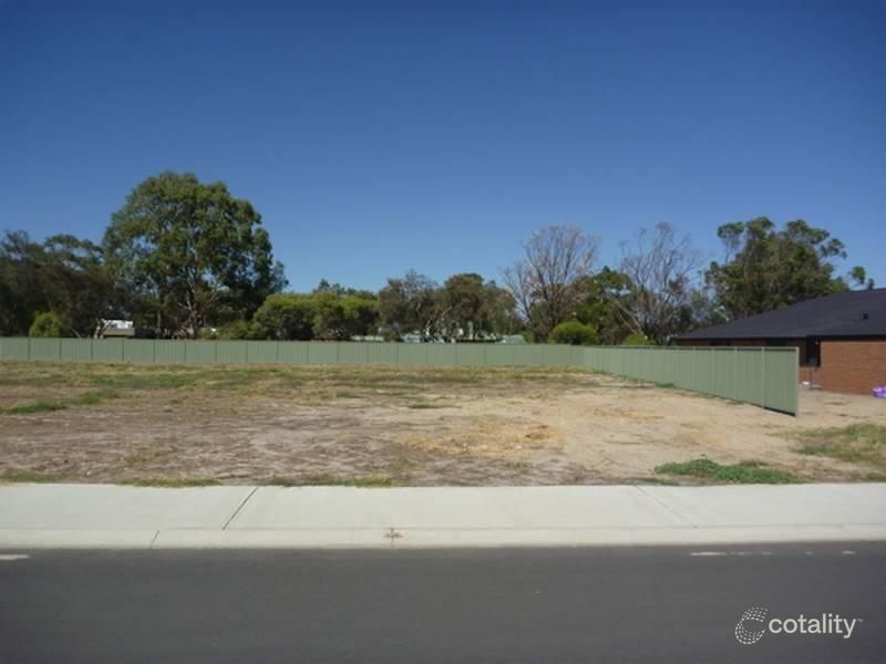 3 Redgum Rd, Pinjarra, WA 6208