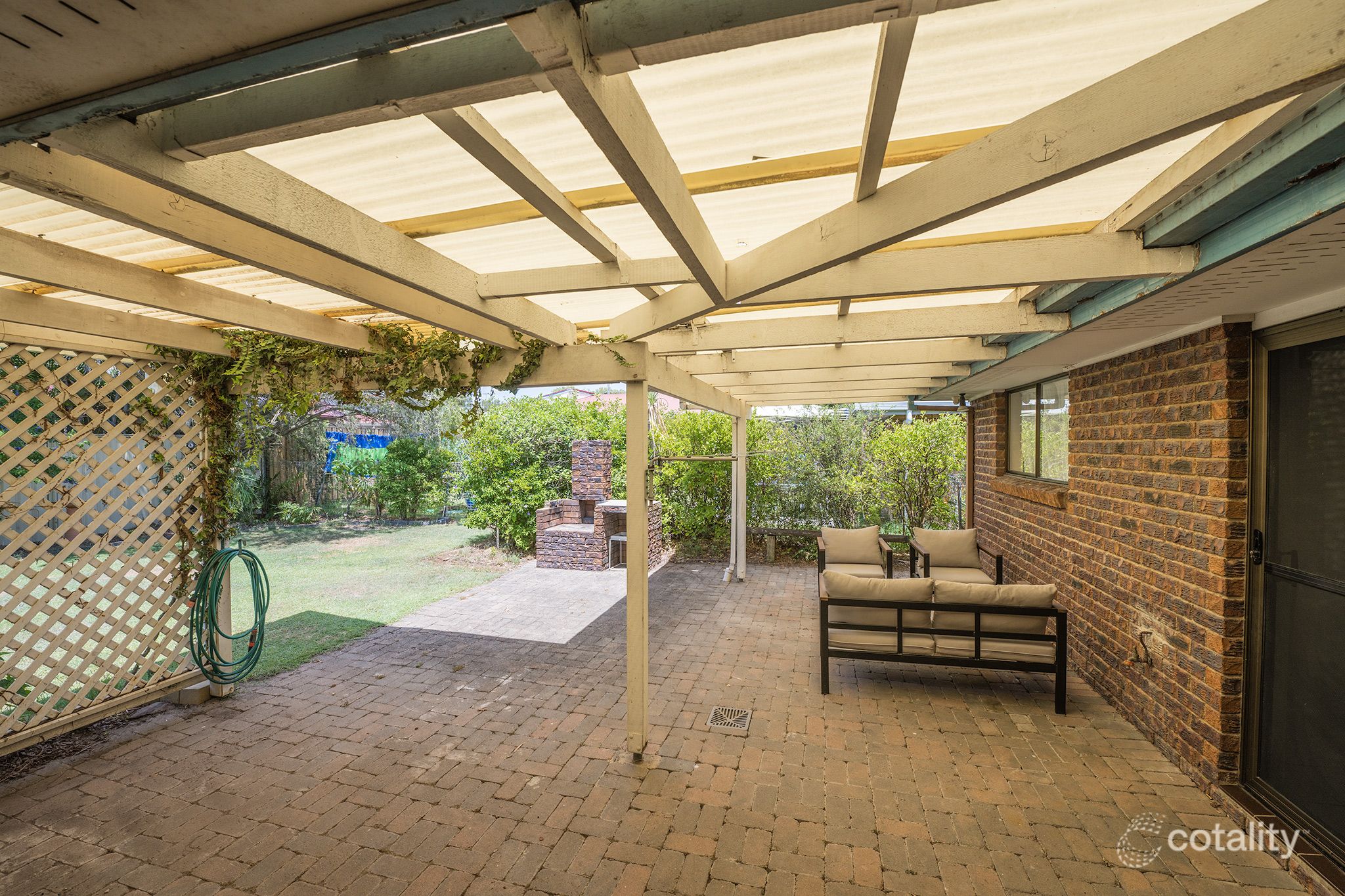 8 Thunderbird Dr, Bokarina, QLD 4575