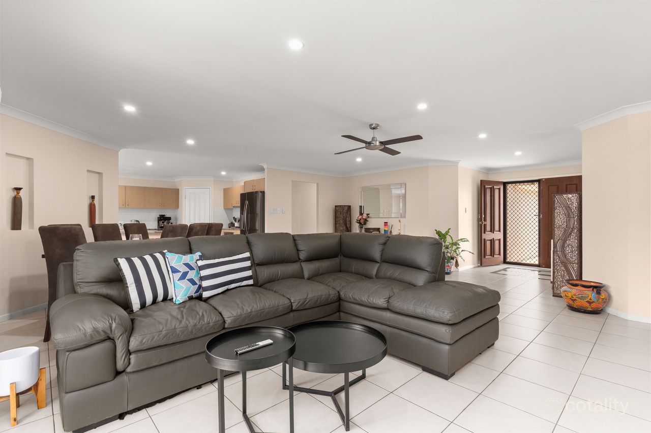 15 Gerygone Ct, Narangba, QLD 4504