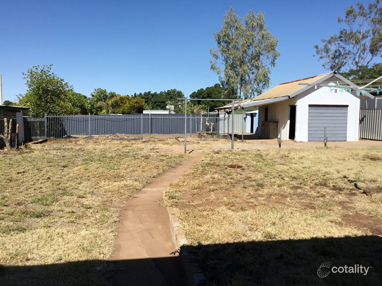 35 Arline St, The Gap, QLD 4825