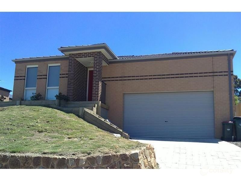 22 Sutherland Way, Drouin, VIC 3818