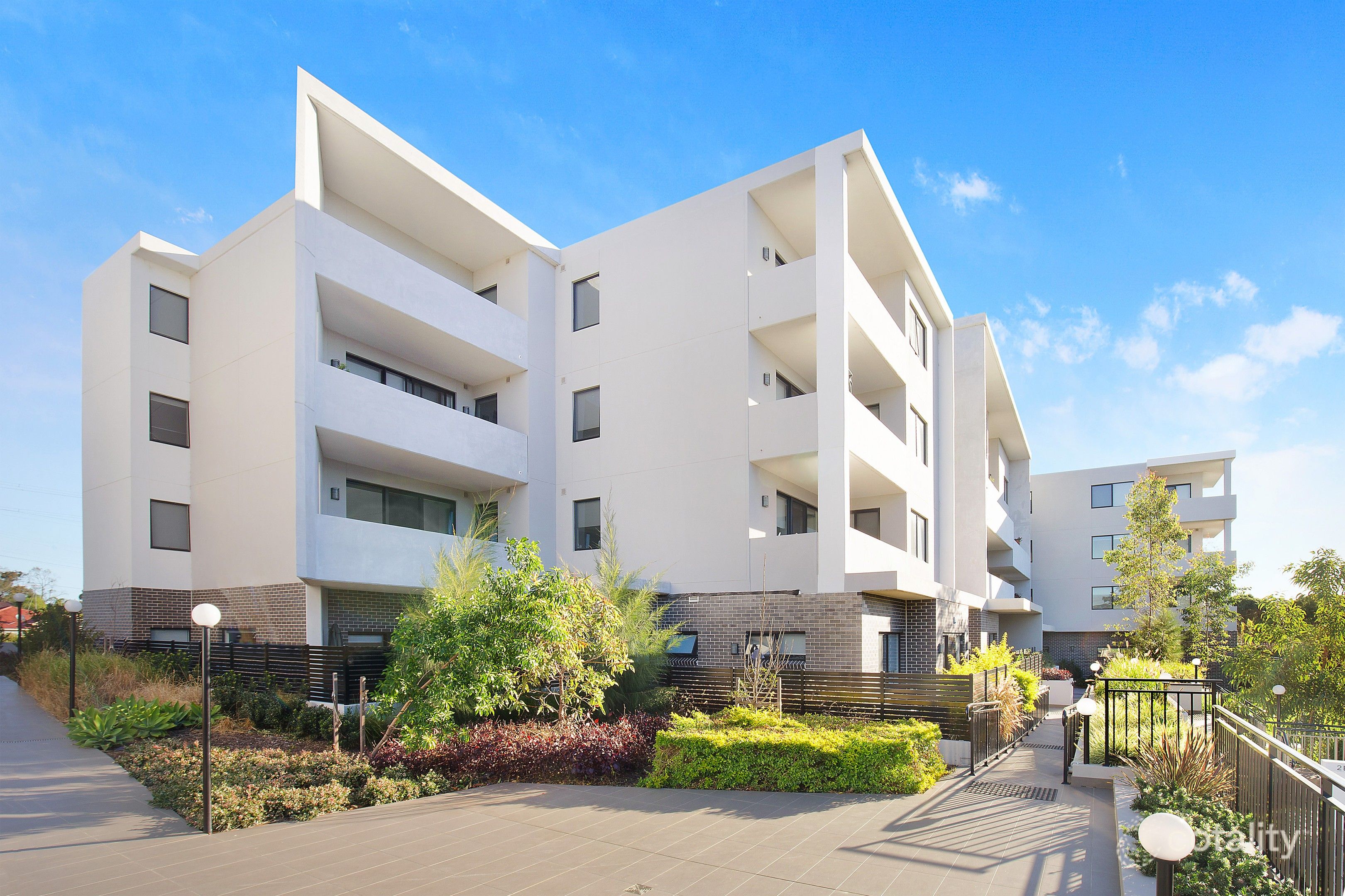 313/2b Pendle Way, Pendle Hill, NSW 2145