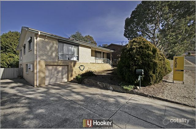 6 Cumpston Pl, Macgregor, ACT 2615