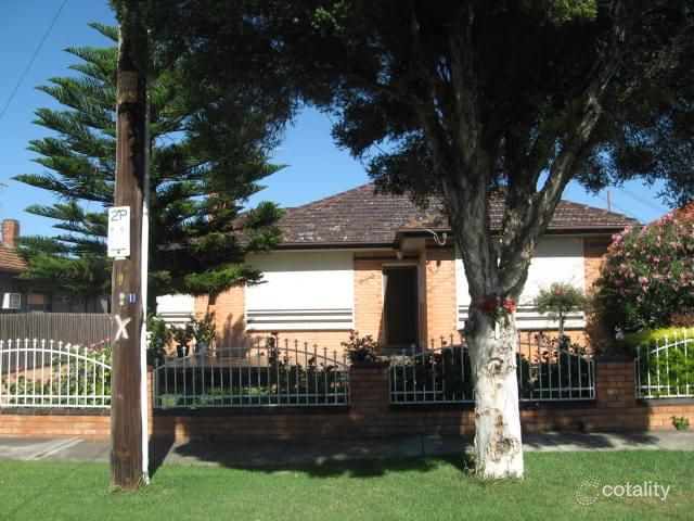 11 Compton Pde, Sunshine North, VIC 3020